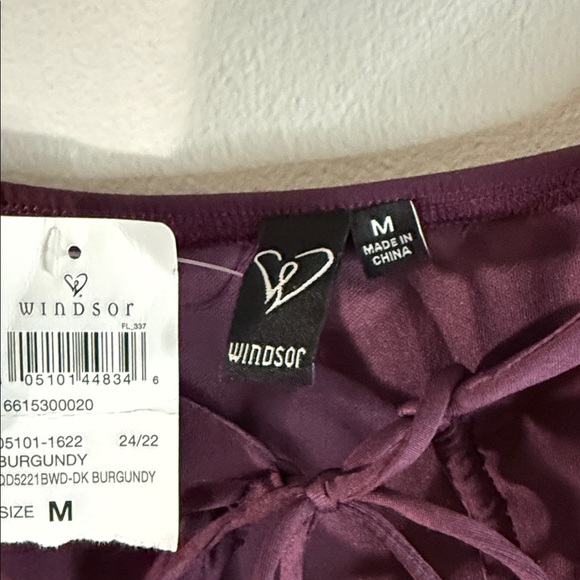 Windsor Burgundy Ruched Bodycon Dress Puff Sleeve - Size M - Picture 6 of 7